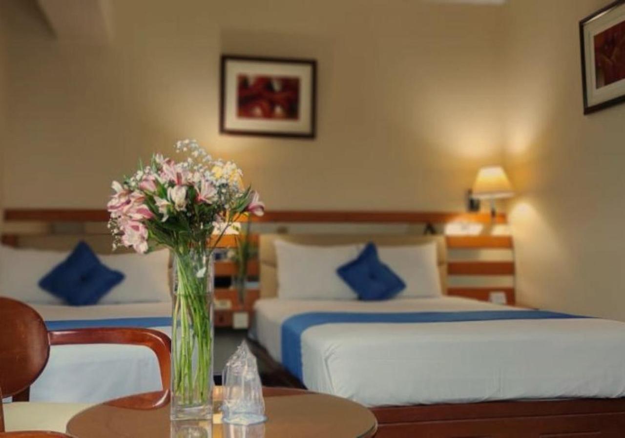Blue Star Hotel Лима Екстериор снимка