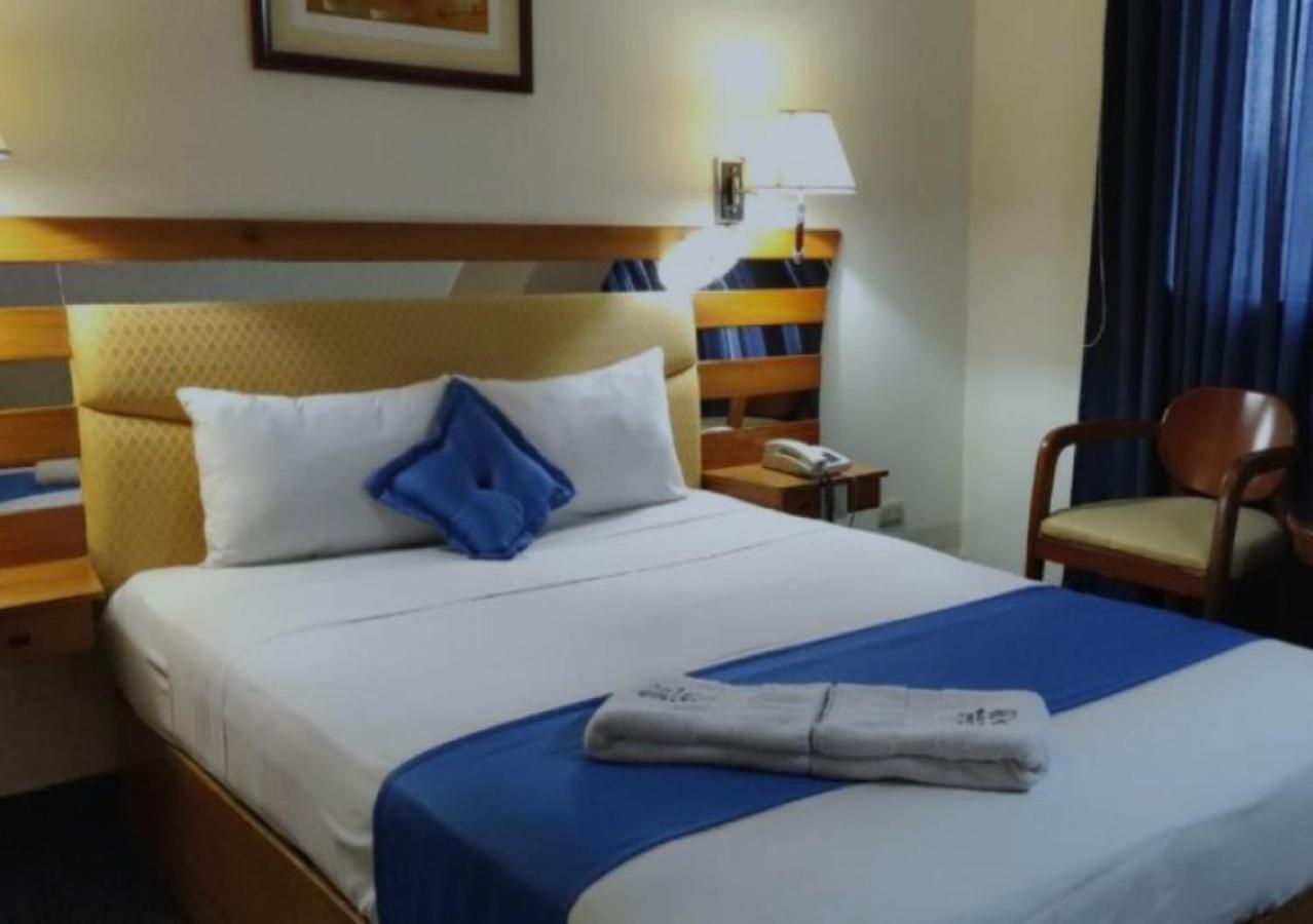 Blue Star Hotel Лима Екстериор снимка