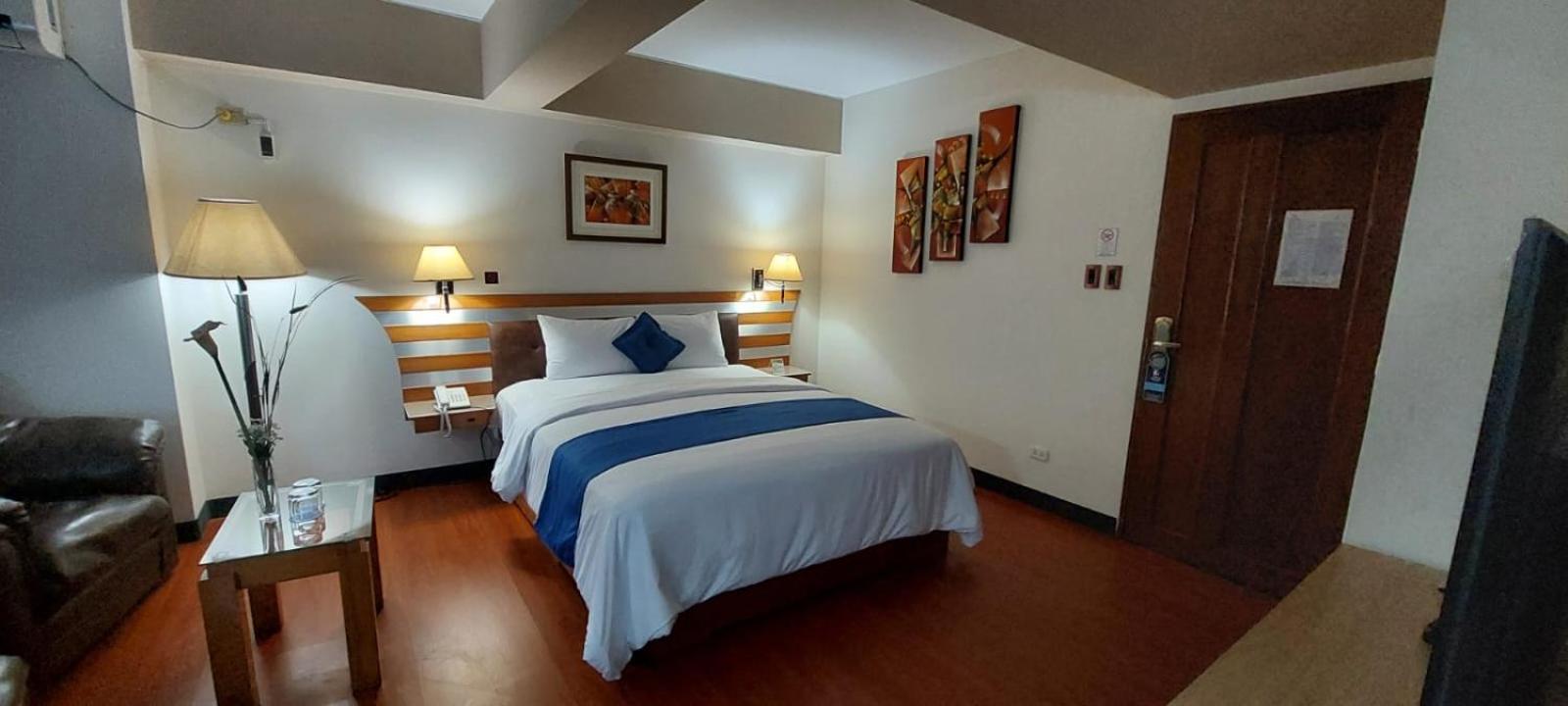 Blue Star Hotel Лима Екстериор снимка